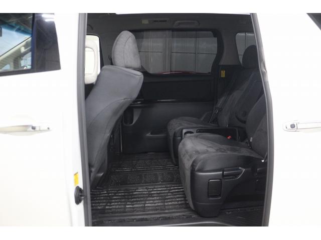 ヴェルファイアハイブリッド ＺＲ　禁煙車　後席モニター　電動リアゲート　純正メーカーナビ　バックカメラ　フルセグＴＶ　デジタルインナ－ミラー　プレミアムサウンド　ＬＥＤヘッドライト　パワーシート　両側電動スライドドア　ＥＴＣ（39枚目）