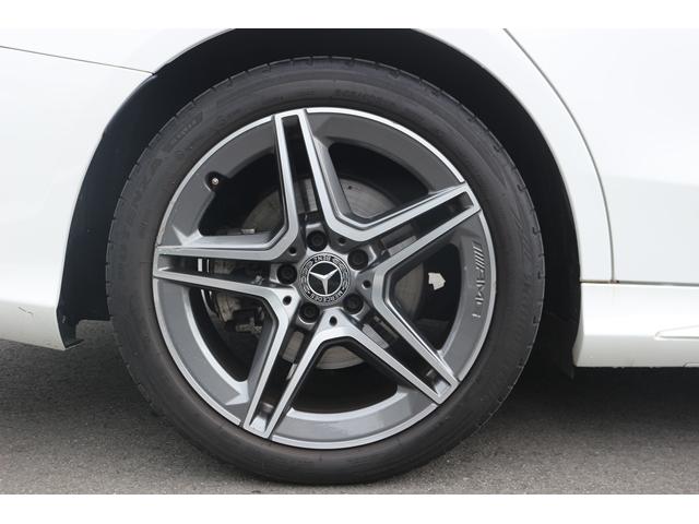 Cクラスステーションワゴン C220d ワゴンアバンギャルド AMGライン 禁煙車 黒革シート 純正ナビ COMANDシステム バックカメラ レーダーセーフティ マルチビームLEDヘッドライプ パークトロニック 純正18インチAW メモリー パワーシート 電動リアゲート(20枚目)