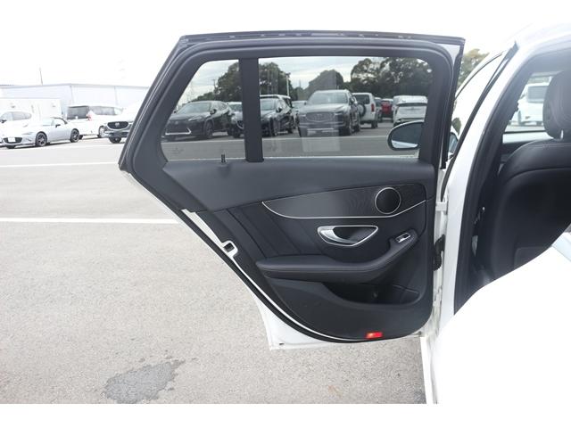 Cクラスステーションワゴン C220d ワゴンアバンギャルド AMGライン 禁煙車 黒革シート 純正ナビ COMANDシステム バックカメラ レーダーセーフティ マルチビームLEDヘッドライプ パークトロニック 純正18インチAW メモリー パワーシート 電動リアゲート(27枚目)