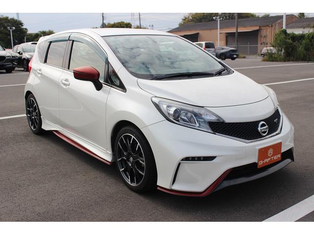 ノート ニスモ S 禁煙車 ニスモレカロシート 純正ナナビ フルセグTV バックカメラ LEDヘッドライト 電動納ドアミラー プッシュスタート オートライト Bluetooth接続 純正17インチアルミホイール(4枚目)