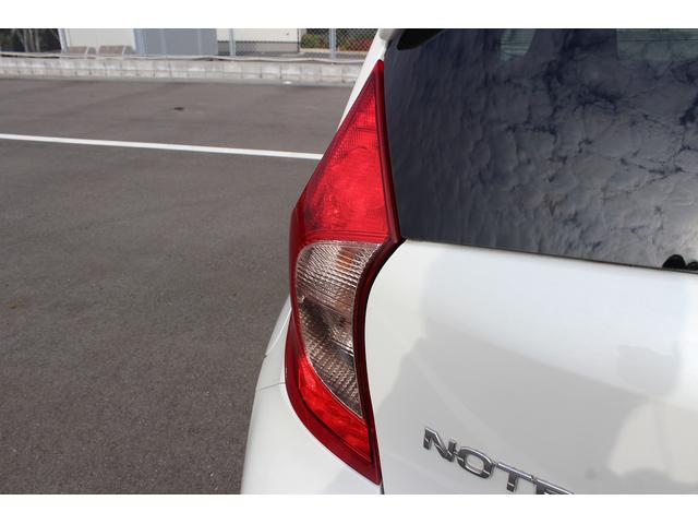 ノート ニスモ S 禁煙車 ニスモレカロシート 純正ナナビ フルセグTV バックカメラ LEDヘッドライト 電動納ドアミラー プッシュスタート オートライト Bluetooth接続 純正17インチアルミホイール(18枚目)