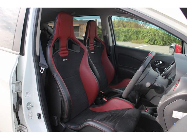 ノート ニスモ S 禁煙車 ニスモレカロシート 純正ナナビ フルセグTV バックカメラ LEDヘッドライト 電動納ドアミラー プッシュスタート オートライト Bluetooth接続 純正17インチアルミホイール(26枚目)