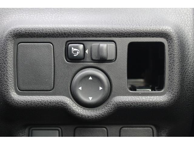 ノート ニスモ S 禁煙車 ニスモレカロシート 純正ナナビ フルセグTV バックカメラ LEDヘッドライト 電動納ドアミラー プッシュスタート オートライト Bluetooth接続 純正17インチアルミホイール(45枚目)