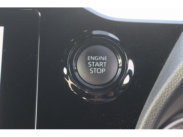 ノア Ｓ－Ｇ　禁煙車　７人乗り　純正ディスプレイオーディオ　トヨタセーフティーセンス　バックカメラ　両側電動スライドドア　ＬＥＤヘッドライト　ＥＴＣ２．０　オートブレーキホールド　ブラインドスポットモニター（7枚目）