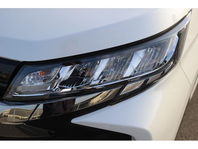 ノア Ｓ－Ｇ　禁煙車　７人乗り　純正ディスプレイオーディオ　トヨタセーフティーセンス　バックカメラ　両側電動スライドドア　ＬＥＤヘッドライト　ＥＴＣ２．０　オートブレーキホールド　ブラインドスポットモニター（17枚目）