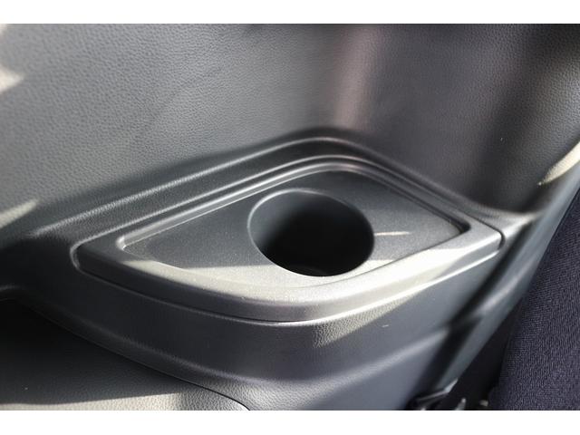 ノア Ｓ－Ｇ　禁煙車　７人乗り　純正ディスプレイオーディオ　トヨタセーフティーセンス　バックカメラ　両側電動スライドドア　ＬＥＤヘッドライト　ＥＴＣ２．０　オートブレーキホールド　ブラインドスポットモニター（61枚目）