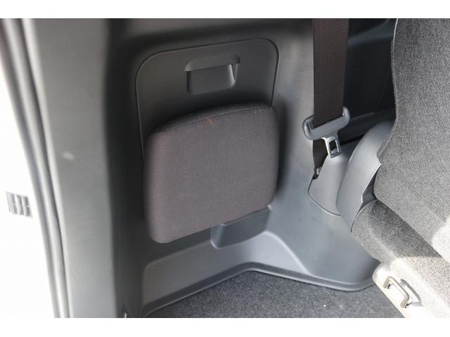 ノア Ｓ－Ｇ　禁煙車　７人乗り　純正ディスプレイオーディオ　トヨタセーフティーセンス　バックカメラ　両側電動スライドドア　ＬＥＤヘッドライト　ＥＴＣ２．０　オートブレーキホールド　ブラインドスポットモニター（63枚目）