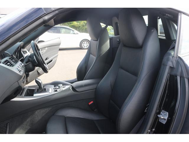 Ｚ４ ｓＤｒｉｖｅ２０ｉ　Ｍスポーツ　禁煙車　黒革シート　純正ＨＤＤナビ　フルセグＴＶ　バックカメラ　パワーシート　前席シートヒーター　オートライト　ＥＴＣ　ＨＩＤヘッドライト　Ｂｌｕｅｔｏｏｔｈ接続　１９インチＡＷ　電動格納ドアミラー（28枚目）