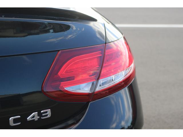Ｃクラス Ｃ４３　４マチッククーペ　禁煙車　赤革シート　Ｂｕｒｍｅｓｔｅｒサウンドシステム　純正ナビ　フルセグＴＶ　バックカメラ　レーダークルーズコントロール　衝突軽減ブレーキ　パフュームアトマイザー　純正１９インチアルミホイール（15枚目）