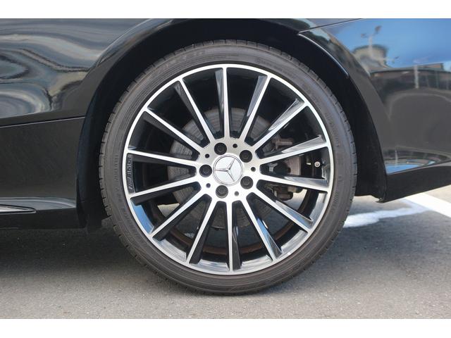 Ｃクラス Ｃ４３　４マチッククーペ　禁煙車　赤革シート　Ｂｕｒｍｅｓｔｅｒサウンドシステム　純正ナビ　フルセグＴＶ　バックカメラ　レーダークルーズコントロール　衝突軽減ブレーキ　パフュームアトマイザー　純正１９インチアルミホイール（21枚目）