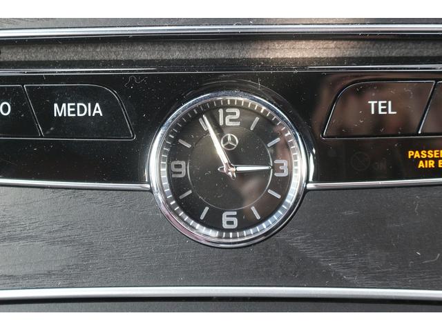 Ｃクラス Ｃ４３　４マチッククーペ　禁煙車　赤革シート　Ｂｕｒｍｅｓｔｅｒサウンドシステム　純正ナビ　フルセグＴＶ　バックカメラ　レーダークルーズコントロール　衝突軽減ブレーキ　パフュームアトマイザー　純正１９インチアルミホイール（59枚目）