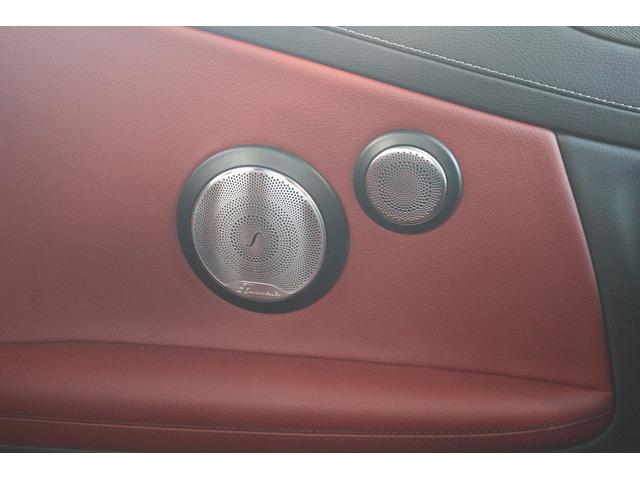 Ｃクラス Ｃ４３　４マチッククーペ　禁煙車　赤革シート　Ｂｕｒｍｅｓｔｅｒサウンドシステム　純正ナビ　フルセグＴＶ　バックカメラ　レーダークルーズコントロール　衝突軽減ブレーキ　パフュームアトマイザー　純正１９インチアルミホイール（64枚目）