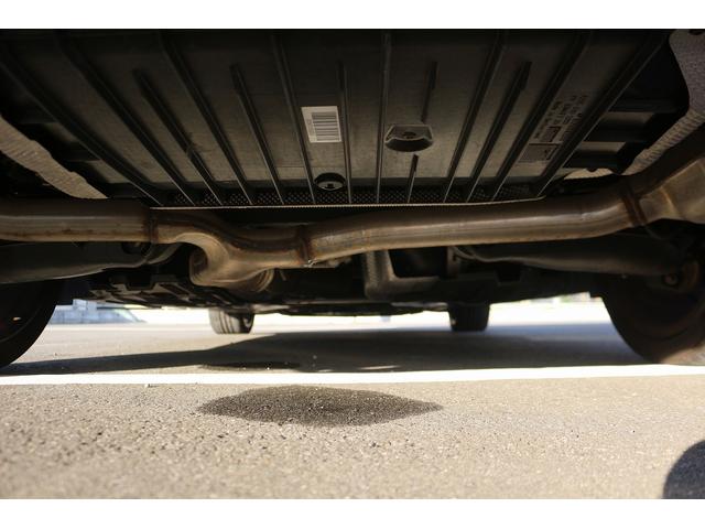 Ｃクラス Ｃ４３　４マチッククーペ　禁煙車　赤革シート　Ｂｕｒｍｅｓｔｅｒサウンドシステム　純正ナビ　フルセグＴＶ　バックカメラ　レーダークルーズコントロール　衝突軽減ブレーキ　パフュームアトマイザー　純正１９インチアルミホイール（69枚目）