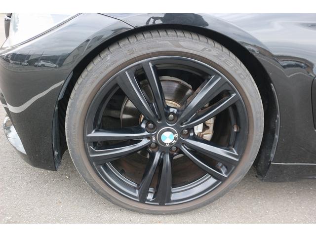 4シリーズ 428iグランクーペ Mスポーツ 白革 サンルーフ メーカーHDDナビ フルセグTV バックカメラ 衝突軽減 レーダークルーズコントロール シートヒーター 純正19AW CD再生 DVD再生 Bluetooth接続 HIDライト(19枚目)