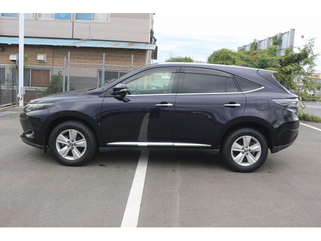 ハリアー エレガンス　禁煙車　純正８インチナビ　フルセグＴＶ　バックカメラ　ＬＥＤヘッドライト　パワーシート　ハーフレザーシート　オートライト　スマートキー　Ｂｌｕｅｔｏｏｔｈ接続　ＵＳＢ　電動格納ミラー　ＣＤ　ＤＶＤ再生（11枚目）