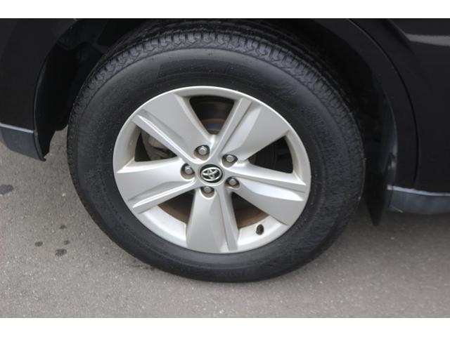 ハリアー エレガンス　禁煙車　純正８インチナビ　フルセグＴＶ　バックカメラ　ＬＥＤヘッドライト　パワーシート　ハーフレザーシート　オートライト　スマートキー　Ｂｌｕｅｔｏｏｔｈ接続　ＵＳＢ　電動格納ミラー　ＣＤ　ＤＶＤ再生（16枚目）