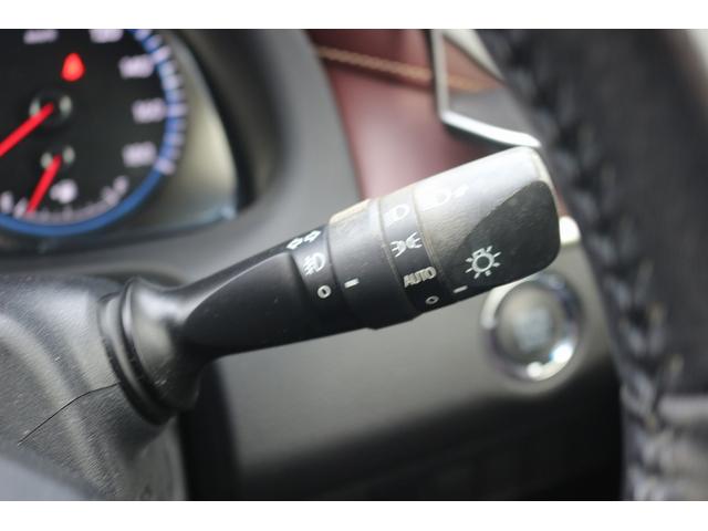 ハリアー エレガンス　禁煙車　純正８インチナビ　フルセグＴＶ　バックカメラ　ＬＥＤヘッドライト　パワーシート　ハーフレザーシート　オートライト　スマートキー　Ｂｌｕｅｔｏｏｔｈ接続　ＵＳＢ　電動格納ミラー　ＣＤ　ＤＶＤ再生（44枚目）