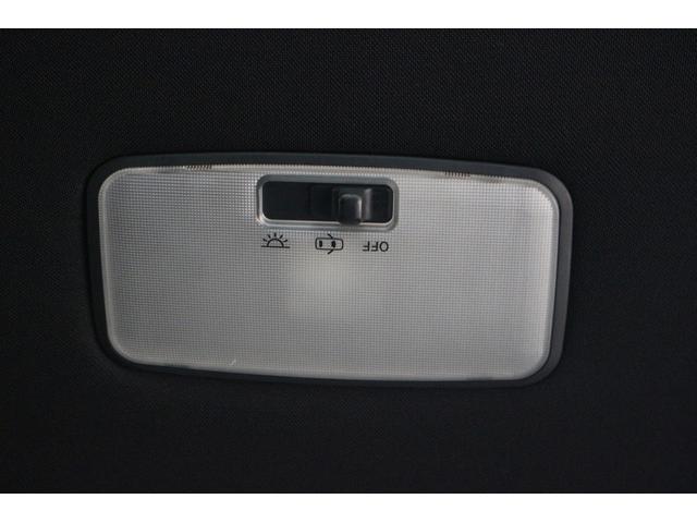 ハリアー エレガンス　禁煙車　純正８インチナビ　フルセグＴＶ　バックカメラ　ＬＥＤヘッドライト　パワーシート　ハーフレザーシート　オートライト　スマートキー　Ｂｌｕｅｔｏｏｔｈ接続　ＵＳＢ　電動格納ミラー　ＣＤ　ＤＶＤ再生（66枚目）