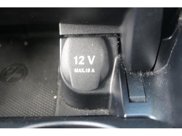 Cクラス C200アバンギャルド AMGライン 禁煙車 黒革シート 純正ナビ フルセグTV バックカメラ レーダークルーズコントロール クリアランスソナー シートヒーター衝突軽減ブレーキ レーンキープアシスト ETC パワーシート エアサス(6枚目)