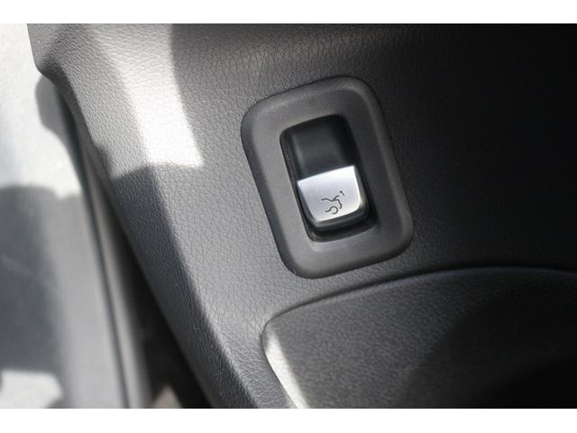 Cクラス C200アバンギャルド AMGライン 禁煙車 黒革シート 純正ナビ フルセグTV バックカメラ レーダークルーズコントロール クリアランスソナー シートヒーター衝突軽減ブレーキ レーンキープアシスト ETC パワーシート エアサス(46枚目)