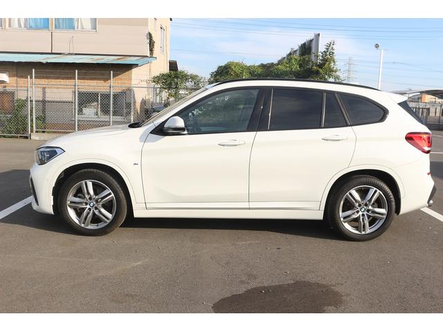 Ｘ１ ｘＤｒｉｖｅ　１８ｄ　Ｍスポーツ　禁煙車　後期型　コンフォートパッケージ　黒ハーフレザーシート　メーカーナビ　フルセグ　バックカメラ　ＬＥＤヘッドライト　パドルシフト　純正１８インチＡＷ　パーキングアシスト　電動格納ミラー（11枚目）