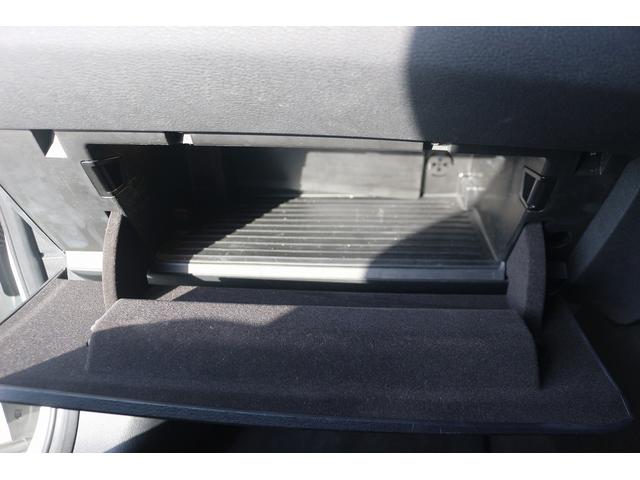 Ｘ１ ｘＤｒｉｖｅ　１８ｄ　Ｍスポーツ　禁煙車　後期型　コンフォートパッケージ　黒ハーフレザーシート　メーカーナビ　フルセグ　バックカメラ　ＬＥＤヘッドライト　パドルシフト　純正１８インチＡＷ　パーキングアシスト　電動格納ミラー（61枚目）