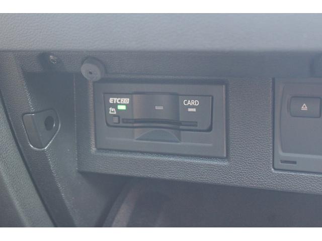 パサート TDIハイライン 禁煙車 黒革シート アダプティブクルーズ アラウンドビューカメラ DISCOVERPRO 前席シートヒーター 前席シートエアコン フルセグTV 衝突軽減ブレーキ LEDヘッドライト レーンアシスト(5枚目)