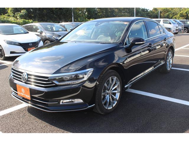 パサート TDIハイライン 禁煙車 黒革シート アダプティブクルーズ アラウンドビューカメラ DISCOVERPRO 前席シートヒーター 前席シートエアコン フルセグTV 衝突軽減ブレーキ LEDヘッドライト レーンアシスト(24枚目)