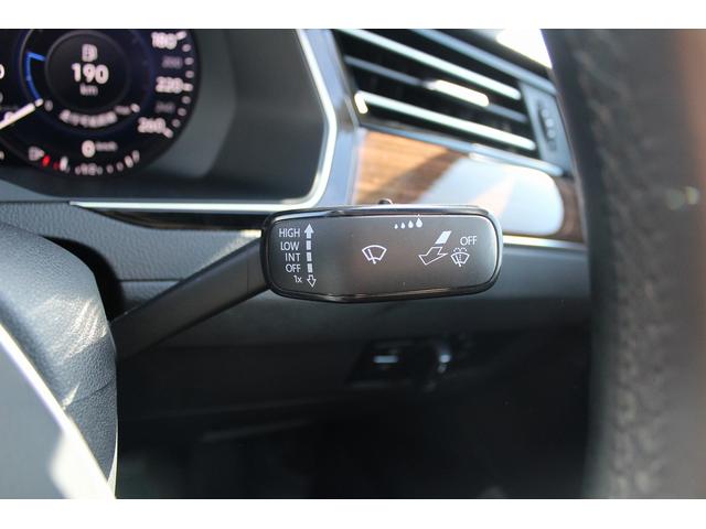 パサート TDIハイライン 禁煙車 黒革シート アダプティブクルーズ アラウンドビューカメラ DISCOVERPRO 前席シートヒーター 前席シートエアコン フルセグTV 衝突軽減ブレーキ LEDヘッドライト レーンアシスト(50枚目)