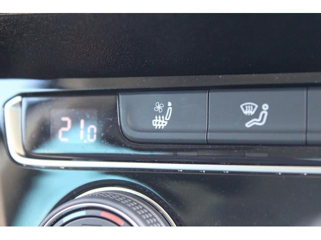 パサート TDIハイライン 禁煙車 黒革シート アダプティブクルーズ アラウンドビューカメラ DISCOVERPRO 前席シートヒーター 前席シートエアコン フルセグTV 衝突軽減ブレーキ LEDヘッドライト レーンアシスト(57枚目)