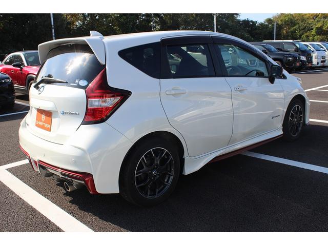 ノート e-パワーニスモ 禁煙車 ニスモ専用シート 純正ナビ フルセグTV 全周囲カメラ 衝突軽減ブレーキ プッシュスタート 車線逸脱警報 LEDヘッドライト 純正16インチアルミホイール Bluetooth接続(22枚目)