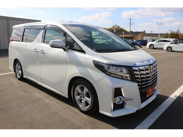 アルファード ２．５Ｓ　Ｃパッケージ　禁煙車　サンルーフ　ＡＬＰＩＮＥ後席モニター　黒革シート　ＡＬＰＩＮＥ１０型ナビ　フルセグ　バックカメラ　パワーシート　レーダークルーズコントロール　両側電動スライド　クリアランスソナー　ＥＴＣ（7枚目）
