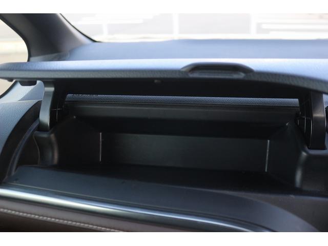 TOYOTA ESQUIRE HYBRID GI