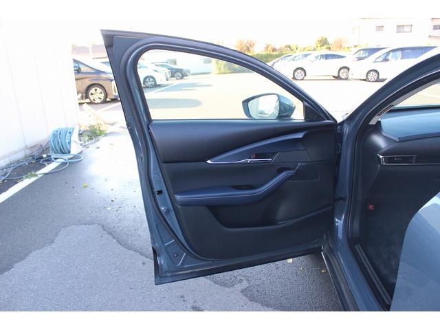 ＣＸ－３０ ２０Ｓ　プロアクティブ　ツーリングセレクション　禁煙車　メーカー８．８型ナビ　フルセグＴＶ　全周囲カメラ　電動リアゲート　レーダークルーズコントロール　ステアリングヒーター　ＬＥＤヘッドライト　シートヒーター　純正１８ＡＷ　同色全塗装済（44枚目）