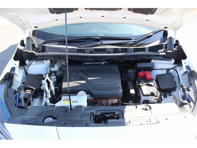 リーフ X 禁煙車 純正ナビ フルセグTV バックカメラ 衝突軽減 オ-トクル-ズコントロ-ル ETC シ-トヒ-タ- 電動格納ドアミラ- ハロゲン 社外16AW スマ-トキ- DVD再生 ESC(20枚目)