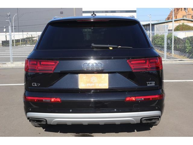 Q7 2.0TFSIクワトロ 1オーナー 禁煙車 7人乗り マトリクスLEDヘッドライト OP20インチAW 7シーターPKG 黒革シート MMIナビゲーション フルセグTV 全周囲カメラ 電動リアゲート アダプティブクルーズ(12枚目)