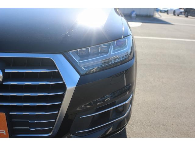 Q7 2.0TFSIクワトロ 1オーナー 禁煙車 7人乗り マトリクスLEDヘッドライト OP20インチAW 7シーターPKG 黒革シート MMIナビゲーション フルセグTV 全周囲カメラ 電動リアゲート アダプティブクルーズ(18枚目)