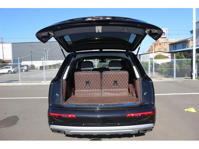Q7 2.0TFSIクワトロ 1オーナー 禁煙車 7人乗り マトリクスLEDヘッドライト OP20インチAW 7シーターPKG 黒革シート MMIナビゲーション フルセグTV 全周囲カメラ 電動リアゲート アダプティブクルーズ(34枚目)