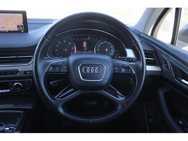 Q7 2.0TFSIクワトロ 1オーナー 禁煙車 7人乗り マトリクスLEDヘッドライト OP20インチAW 7シーターPKG 黒革シート MMIナビゲーション フルセグTV 全周囲カメラ 電動リアゲート アダプティブクルーズ(43枚目)