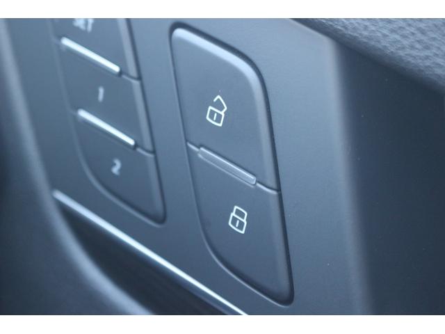 Q5 2.0TFSIクワトロ スポーツ 1オーナー 禁煙車 マトリクスLEDヘッドライト バーチャルコックピット 茶革シート MMIナビゲーション 全周囲カメラ アダプティブクルーズ フルセグTV レーンキープアシスト 電動リアゲート(58枚目)