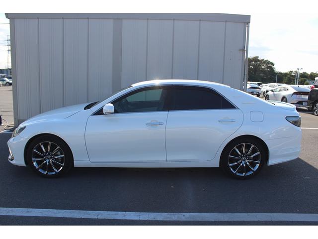 マークＸ ２５０ＲＤＳ　禁煙車　純正ナビ　バックカメラ　フルセグＴＶ　レーダークルーズ　ＬＥＤヘッドライト　ＥＴＣ　シートヒーター　ハーフレザーシート　電動格納ミラー　スマートキー　クリアランスソナー　Ｂｌｕｅｔｏｏｔｈ接続（11枚目）