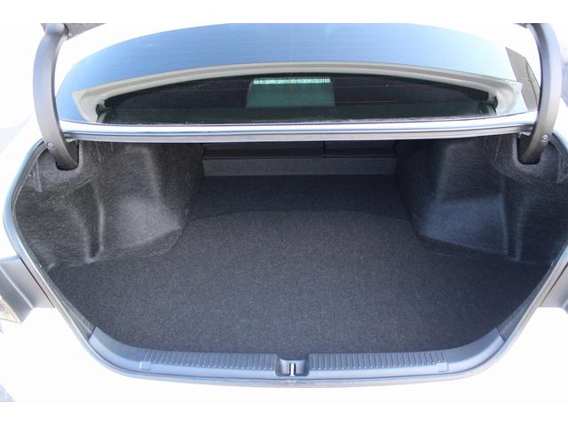 マークＸ ２５０ＲＤＳ　禁煙車　純正ナビ　バックカメラ　フルセグＴＶ　レーダークルーズ　ＬＥＤヘッドライト　ＥＴＣ　シートヒーター　ハーフレザーシート　電動格納ミラー　スマートキー　クリアランスソナー　Ｂｌｕｅｔｏｏｔｈ接続（19枚目）