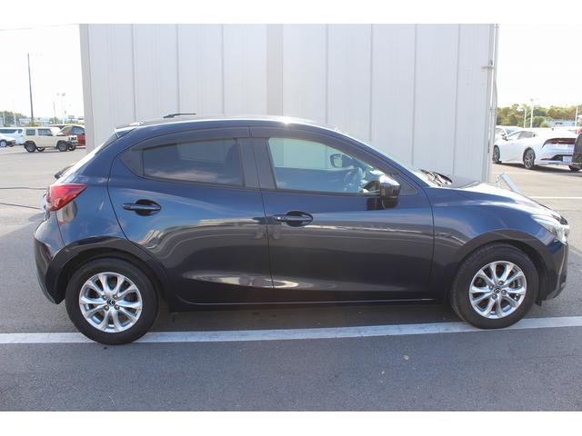 デミオ XD 禁煙車 6MT 純正ナビ TV バックカメラ クルーズコントロール LEDヘッドライト ETC 衝突軽減ブレーキ 純正15AW プッシュスタート Bluetooth接続 アイドリングストップ(9枚目)