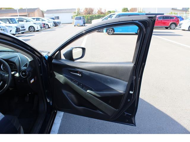 デミオ XD 禁煙車 6MT 純正ナビ TV バックカメラ クルーズコントロール LEDヘッドライト ETC 衝突軽減ブレーキ 純正15AW プッシュスタート Bluetooth接続 アイドリングストップ(34枚目)