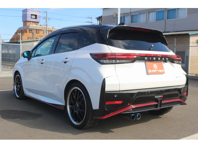 オーラ ニスモ　禁煙車　純正９型ナビ　フルセグ　全周囲カメラ　プロパイロット　衝突軽減ブレーキ　ＬＥＤヘッドライト　ＥＴＣ２．０　電動掛脳式ミラー　ブルートゥース接続　アラウンドビューモニター　デジタルインナーミラー（13枚目）