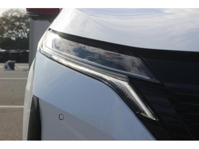 オーラ ニスモ　禁煙車　純正９型ナビ　フルセグ　全周囲カメラ　プロパイロット　衝突軽減ブレーキ　ＬＥＤヘッドライト　ＥＴＣ２．０　電動掛脳式ミラー　ブルートゥース接続　アラウンドビューモニター　デジタルインナーミラー（17枚目）
