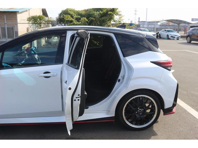 オーラ ニスモ　禁煙車　純正９型ナビ　フルセグ　全周囲カメラ　プロパイロット　衝突軽減ブレーキ　ＬＥＤヘッドライト　ＥＴＣ２．０　電動掛脳式ミラー　ブルートゥース接続　アラウンドビューモニター　デジタルインナーミラー（37枚目）
