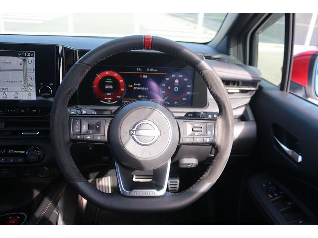 オーラ ニスモ　禁煙車　純正９型ナビ　フルセグ　全周囲カメラ　プロパイロット　衝突軽減ブレーキ　ＬＥＤヘッドライト　ＥＴＣ２．０　電動掛脳式ミラー　ブルートゥース接続　アラウンドビューモニター　デジタルインナーミラー（48枚目）