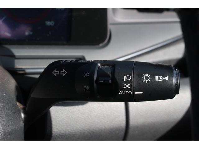 オーラ ニスモ　禁煙車　純正９型ナビ　フルセグ　全周囲カメラ　プロパイロット　衝突軽減ブレーキ　ＬＥＤヘッドライト　ＥＴＣ２．０　電動掛脳式ミラー　ブルートゥース接続　アラウンドビューモニター　デジタルインナーミラー（51枚目）