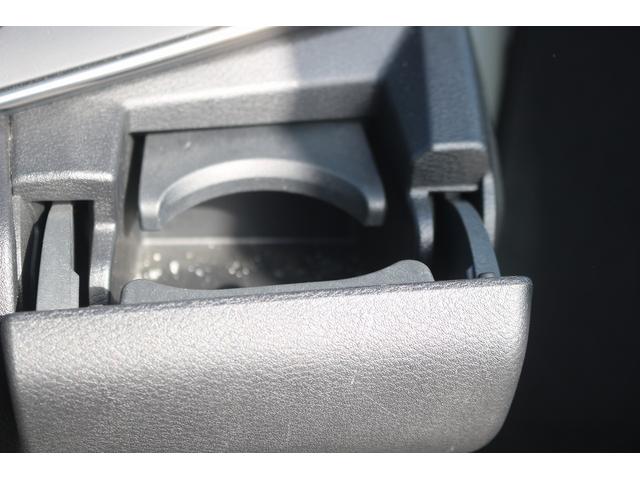 オーラ ニスモ　禁煙車　純正９型ナビ　フルセグ　全周囲カメラ　プロパイロット　衝突軽減ブレーキ　ＬＥＤヘッドライト　ＥＴＣ２．０　電動掛脳式ミラー　ブルートゥース接続　アラウンドビューモニター　デジタルインナーミラー（65枚目）